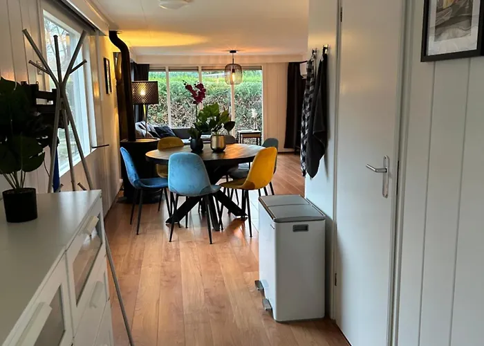 Gezellig, Mooi En Ruim In Дом отдыха